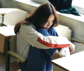 小孩发烧是细菌感染怎么治疗（小孩发烧说是细菌感染是什么引起的）